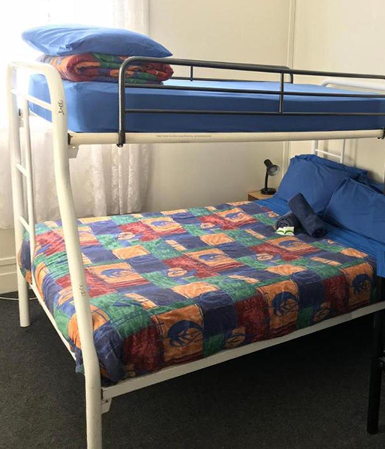 Dolphin Retreat Bunbury Yha Hostel Εξωτερικό φωτογραφία