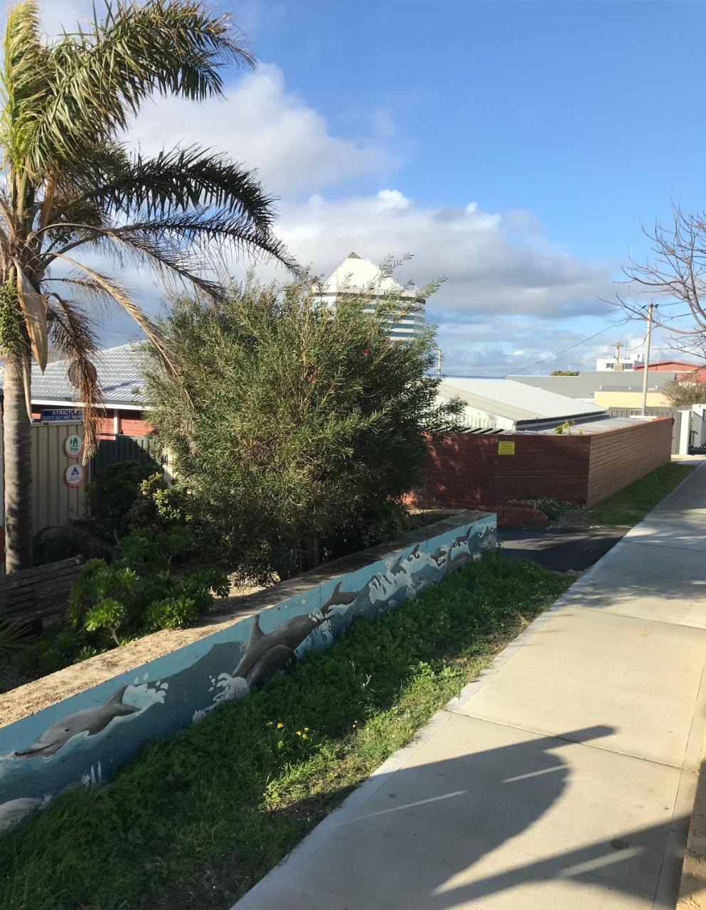 Dolphin Retreat Bunbury Yha Hostel Εξωτερικό φωτογραφία